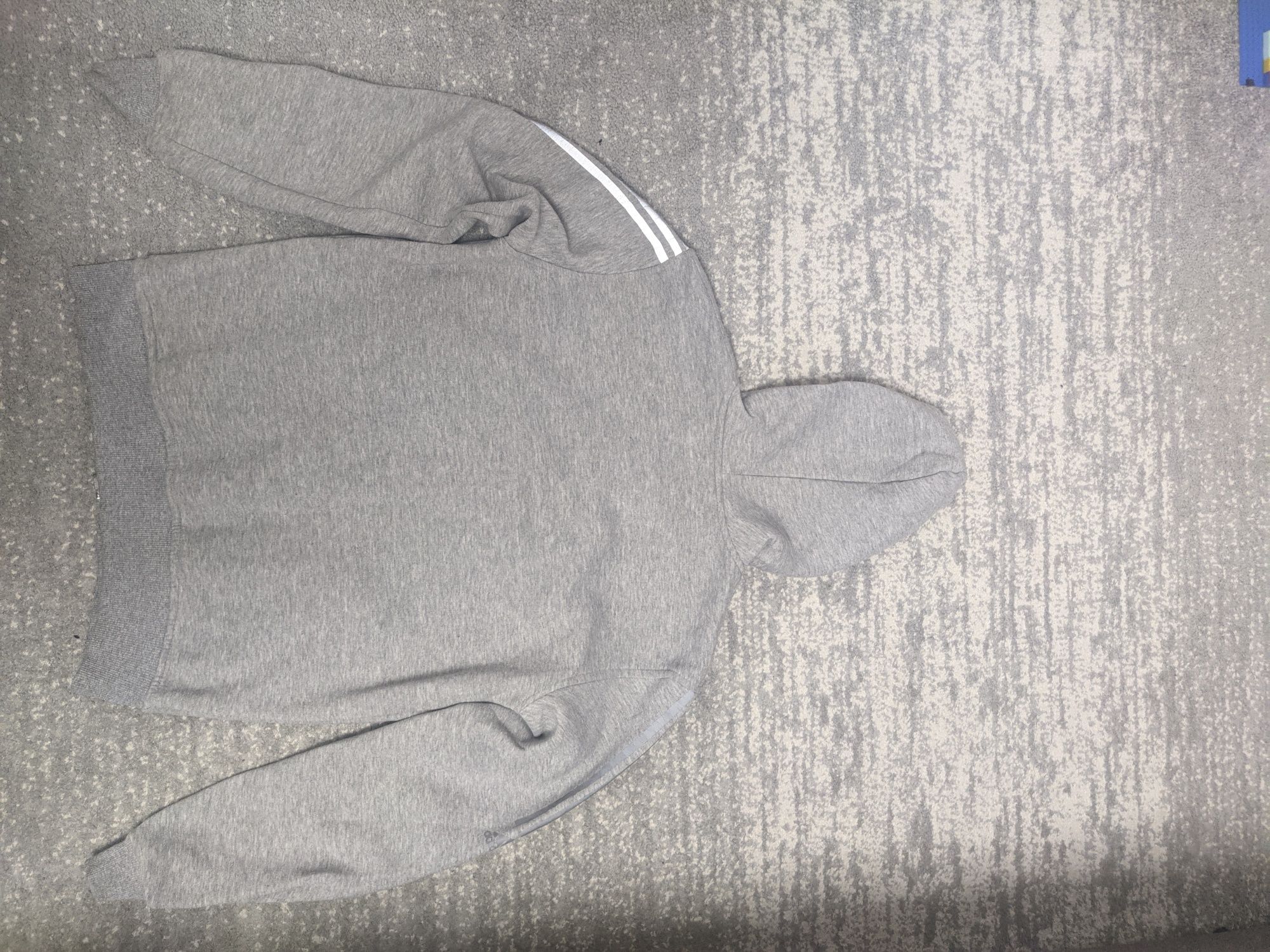 Кофта від легендарного бренду Adidas