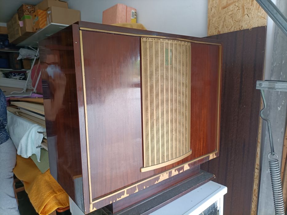 Armário Vintage Gira Discos