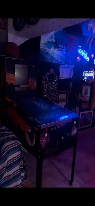 Maquina pinball flipers in arcade virtual