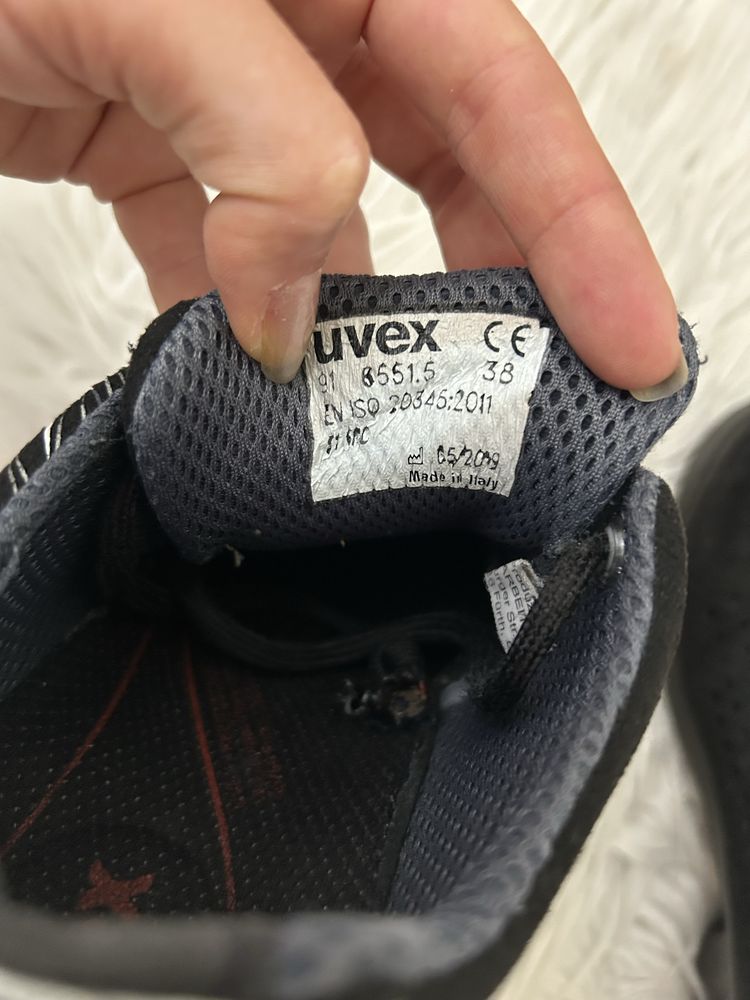 Buty robocze uvex s1 czarne 38