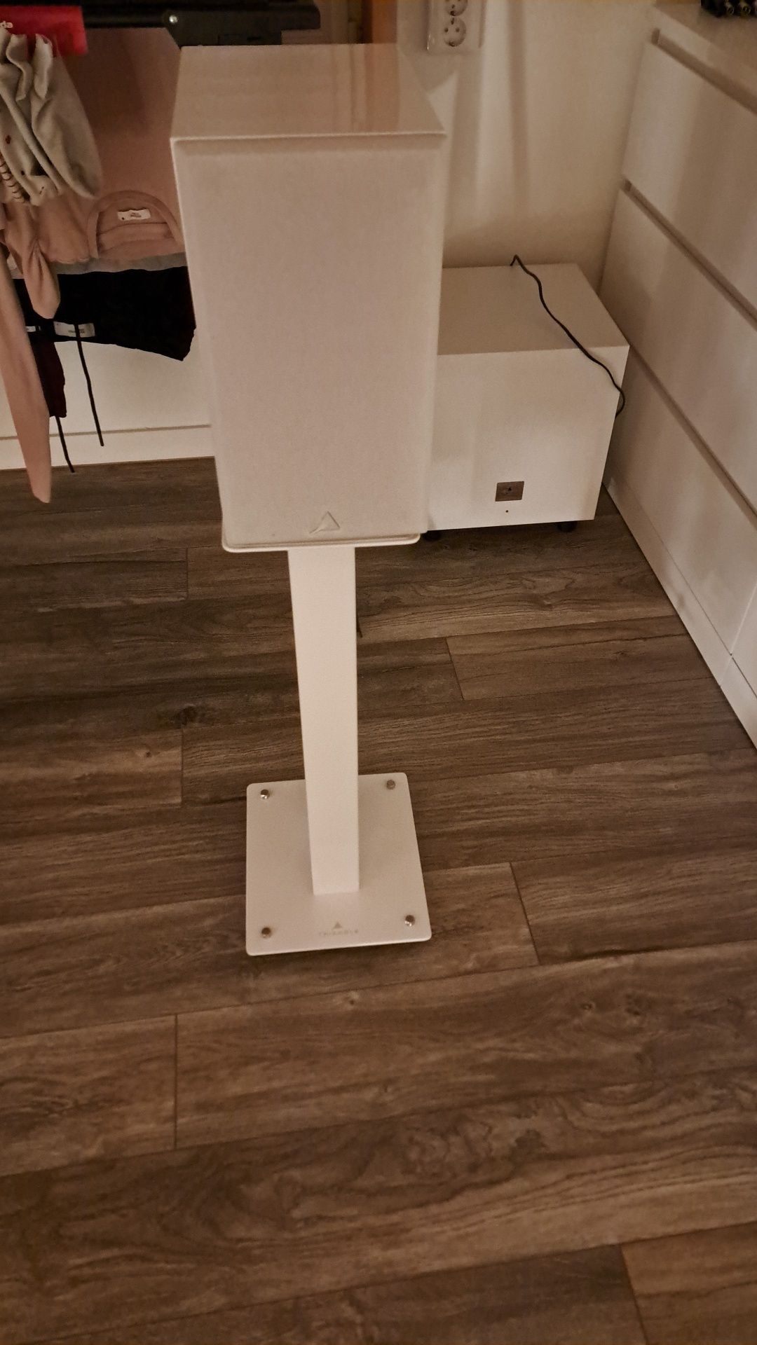 5x Kolumny TRIANGLE ELARA 5x plus 2x STANDY !