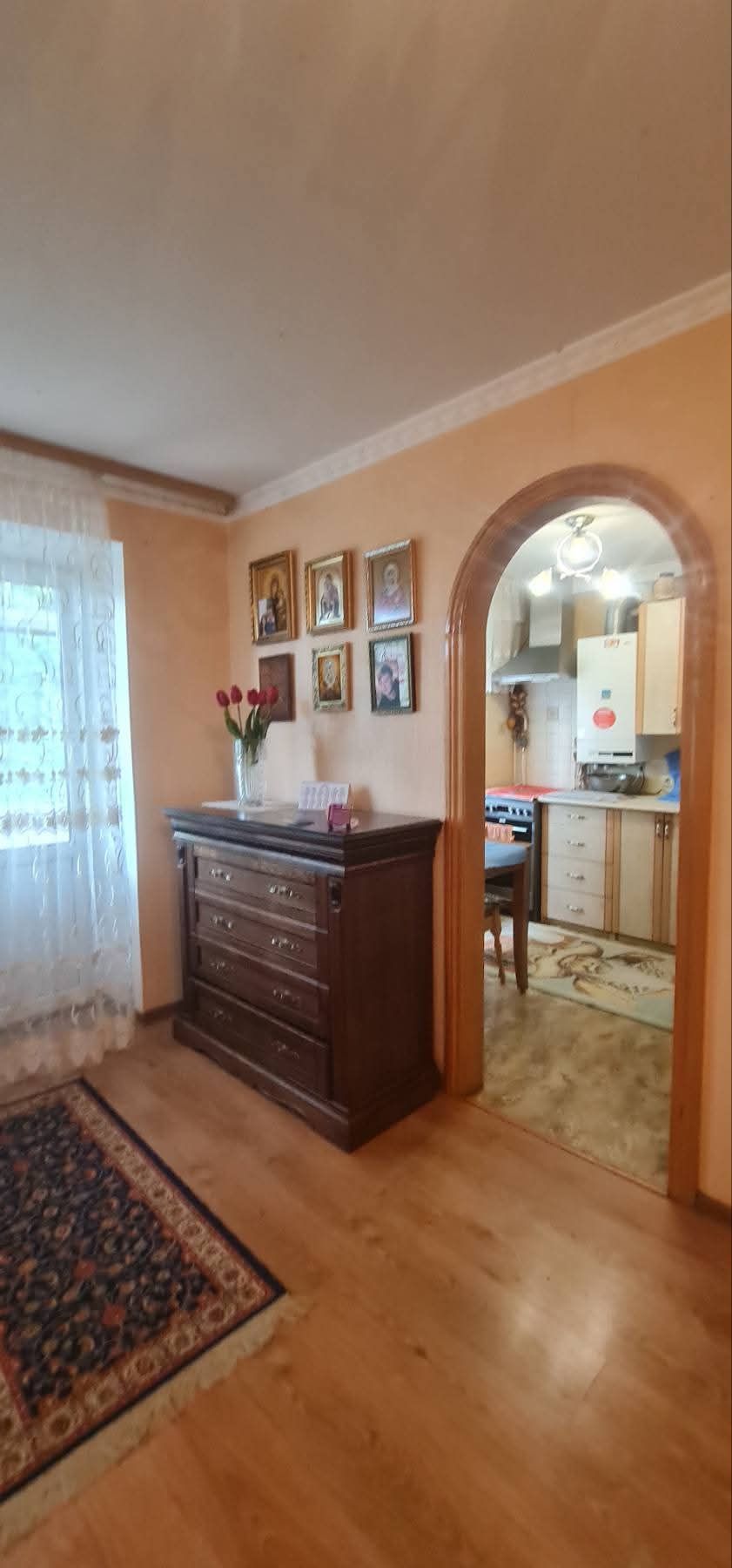 Продається 2х кімнатна квартира з Автономним опаленням