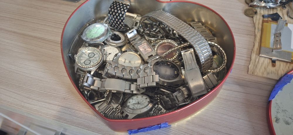 Miks mix zegarków różnych komplet