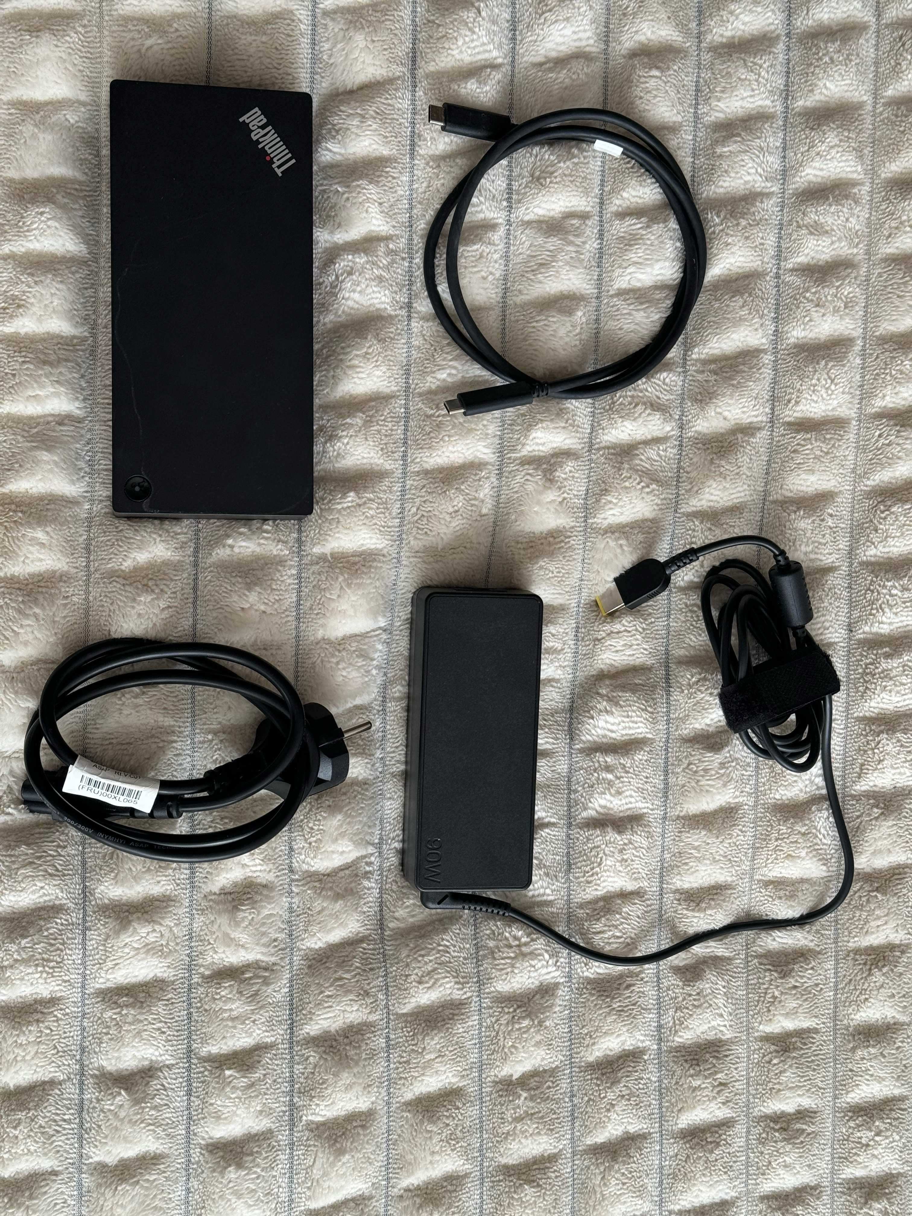 Lenovo ThinkPad Universal USB-C Dock