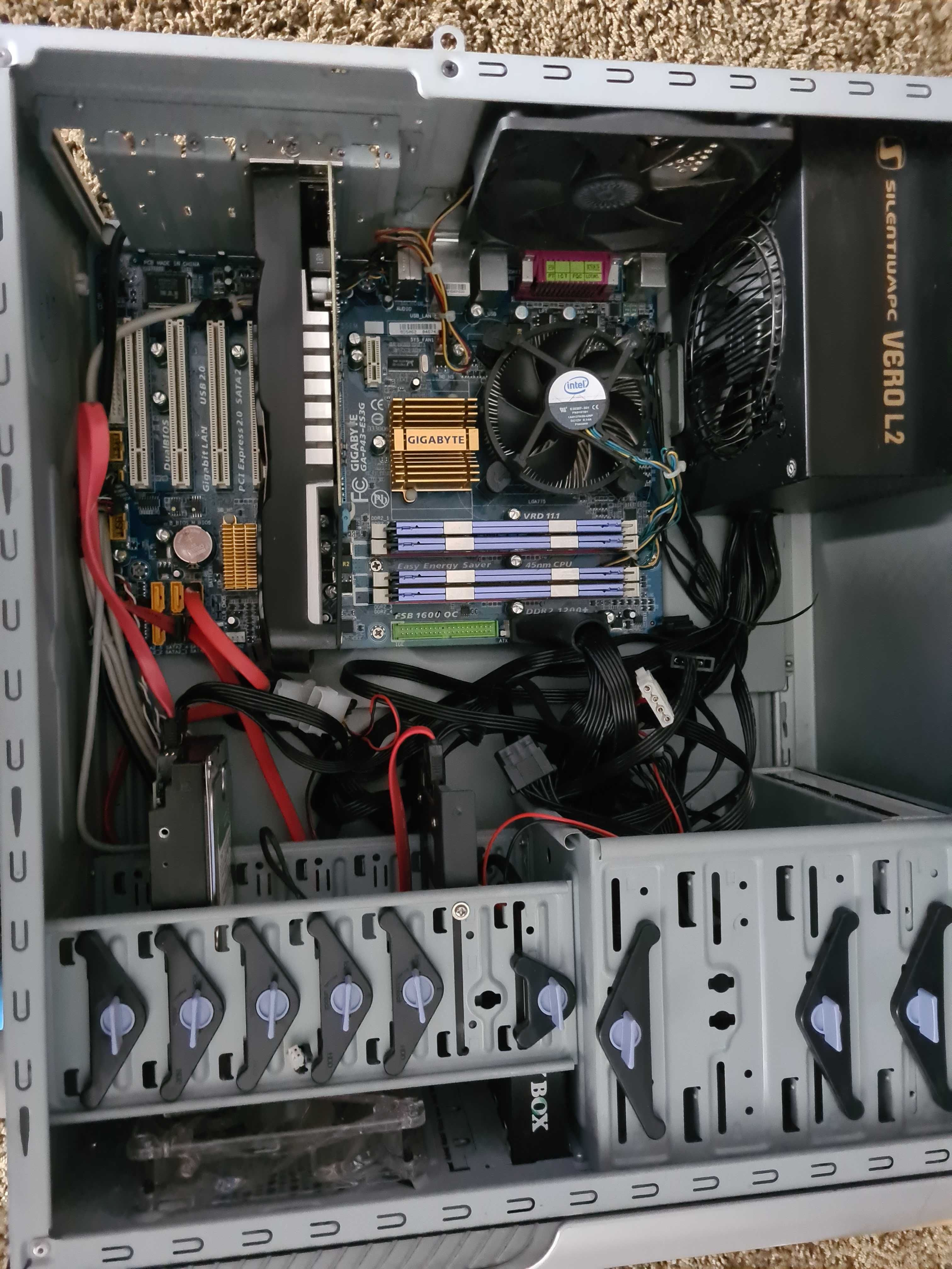 PC do grania: Xenon 3Ghz Core, 750 TI, SSD 120 GB,2 TB, 8GB ram