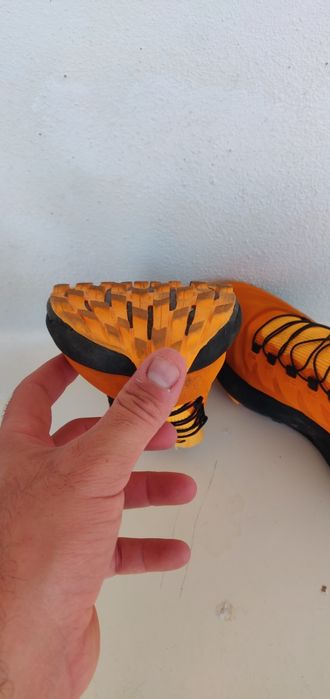 Salomon Pulsar Pro