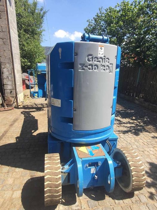 Zwyżka elektryczna podnośnik koszowy Genie z30/20 z35