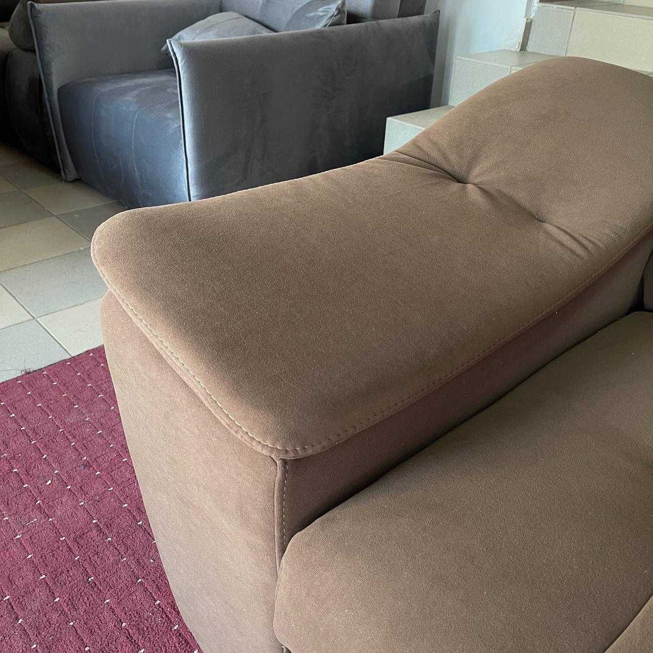 БЕЗКОШТОВНА ДОСТАВКА Розкладний диван з нішею коричневого кольору