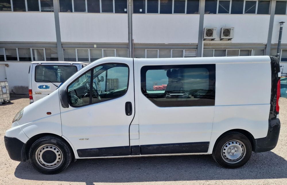 Renault trafic 2.0 IVA