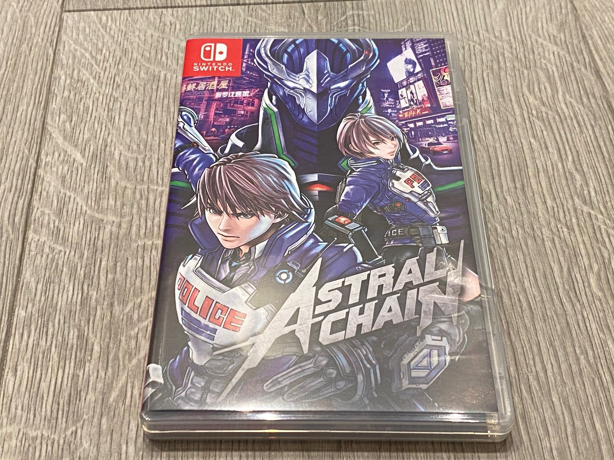 Astral Chain (Collector's Edition) / Switch / UNIKAT