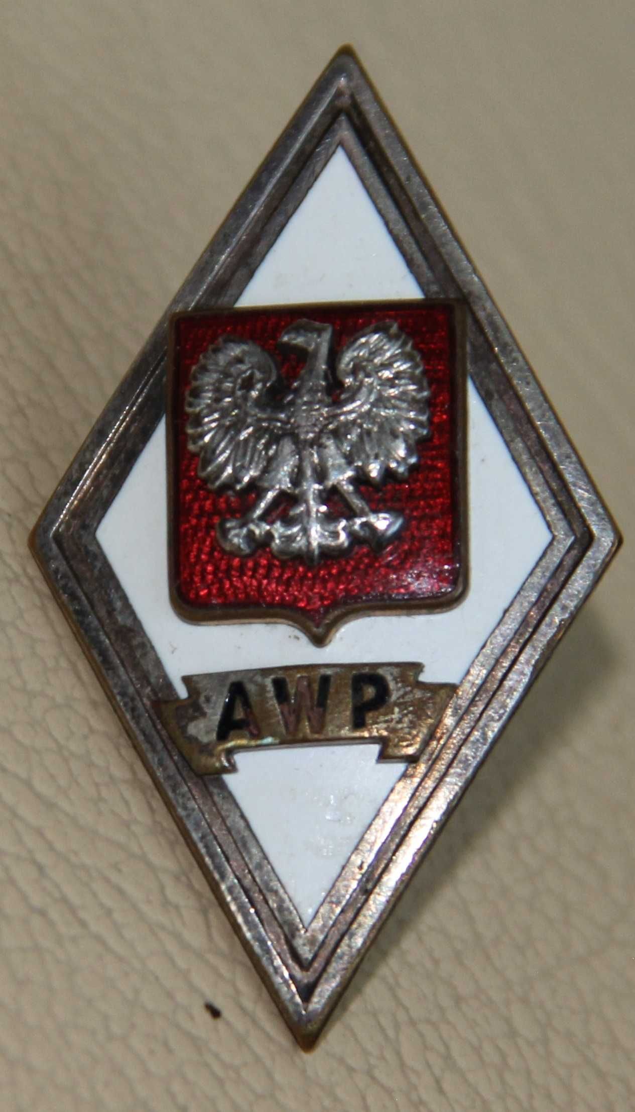 Odznaka Akademia Wojskow-Polityczna  AWP WZÓR 1953