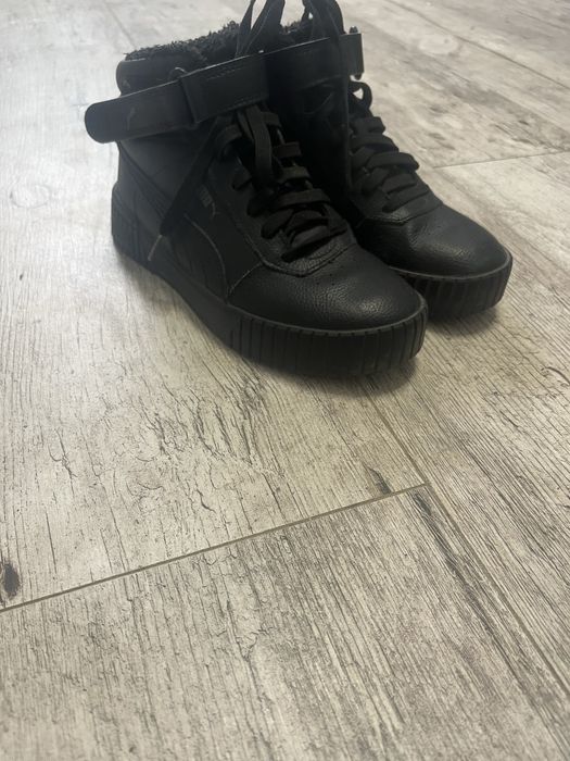 Продам кросівки Puma