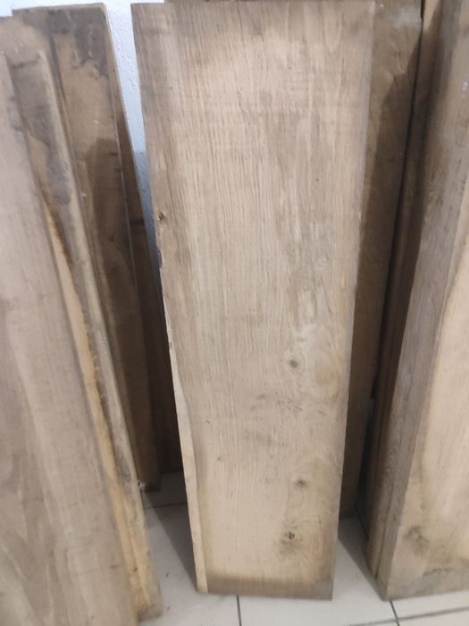 Сходинки дубові цільні сходи