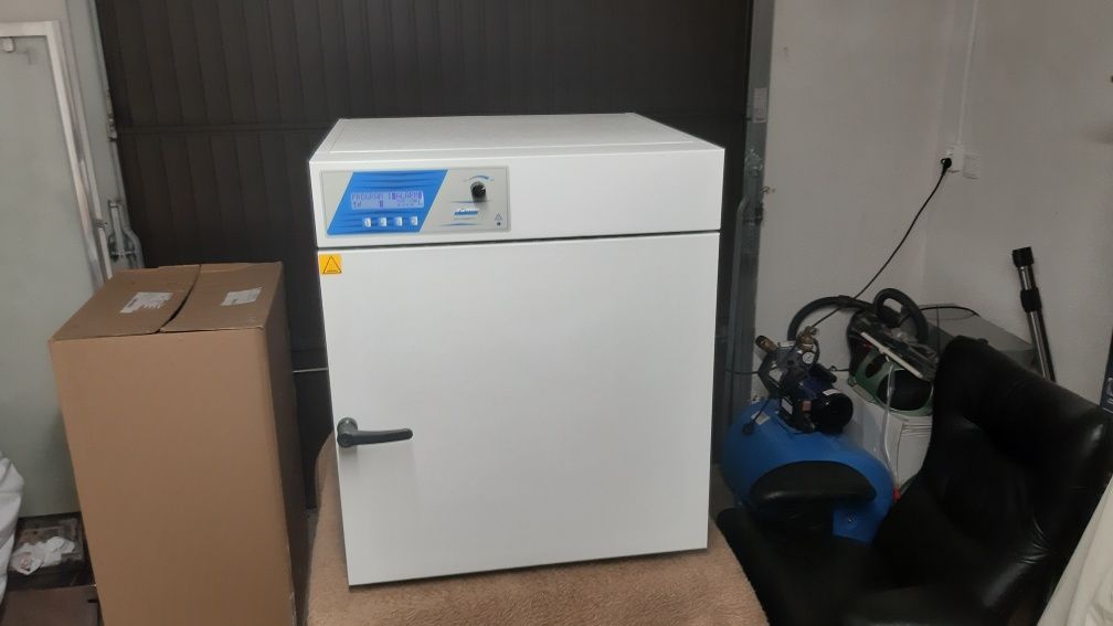 Suszarka laboratoryjna CONBEST SLN53 ECO 56 litrów pol-eko