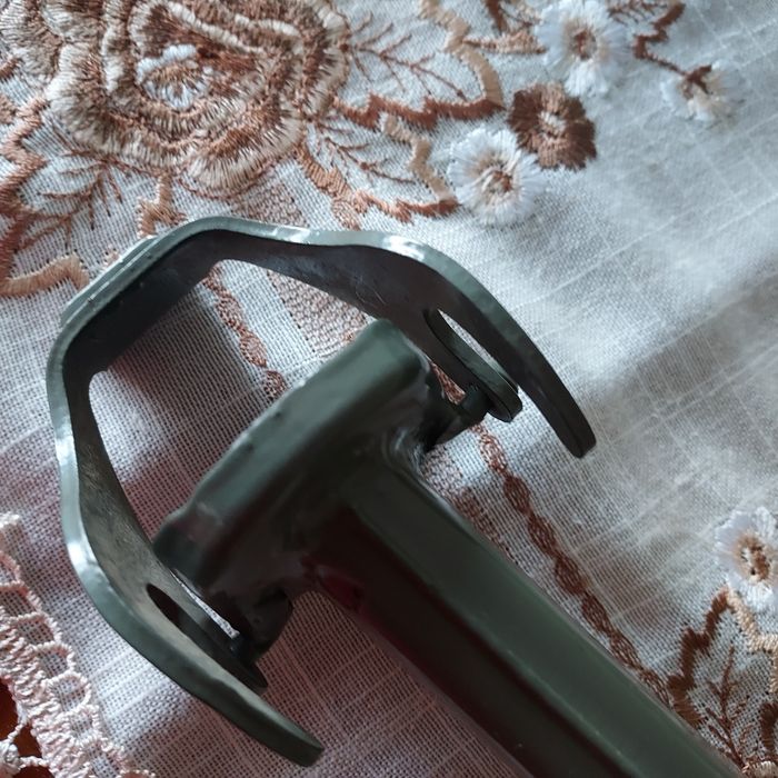 Lejek do kanistra doczepinany wojskowy