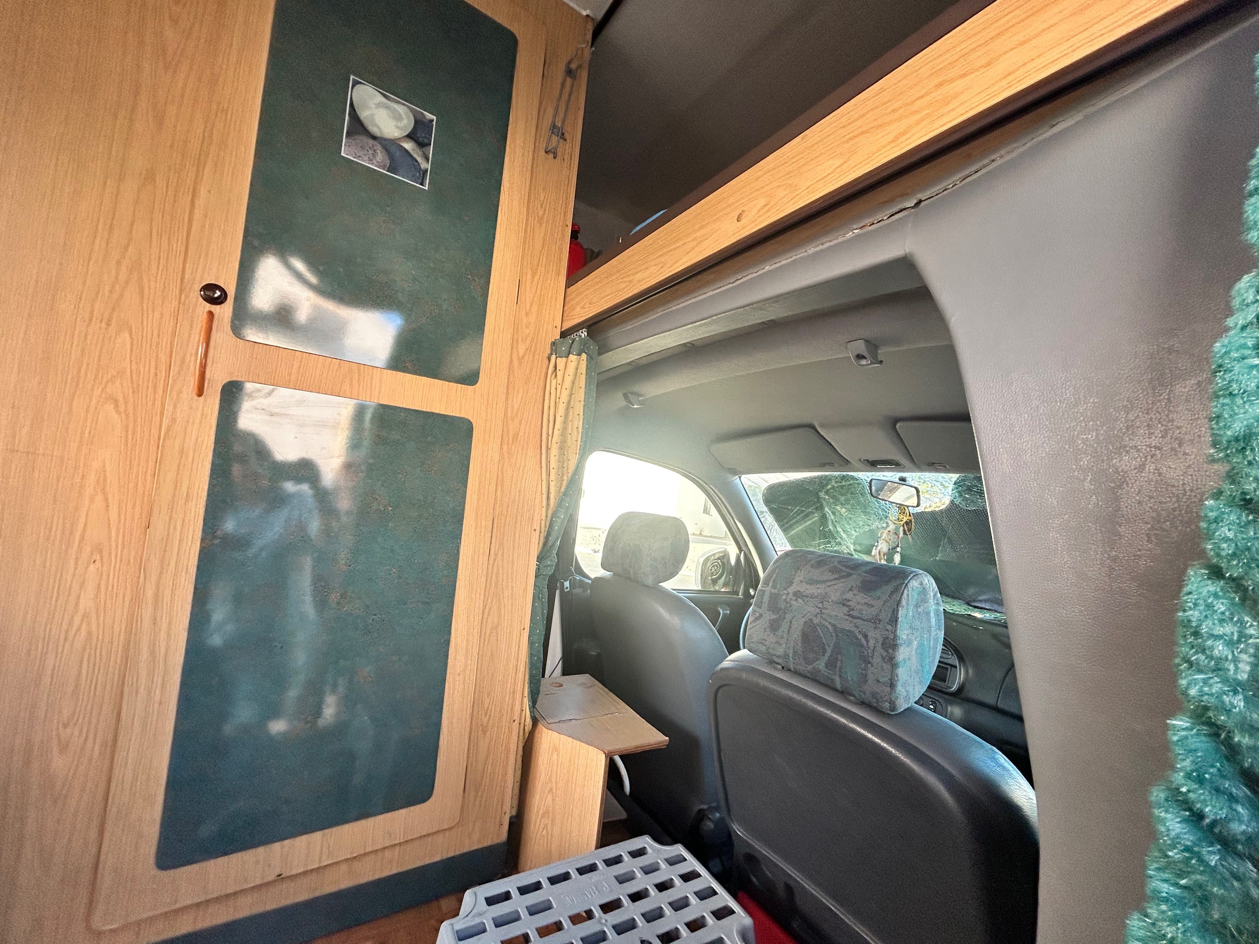 Autocaravana à Venda – Com Danos Após Acidente