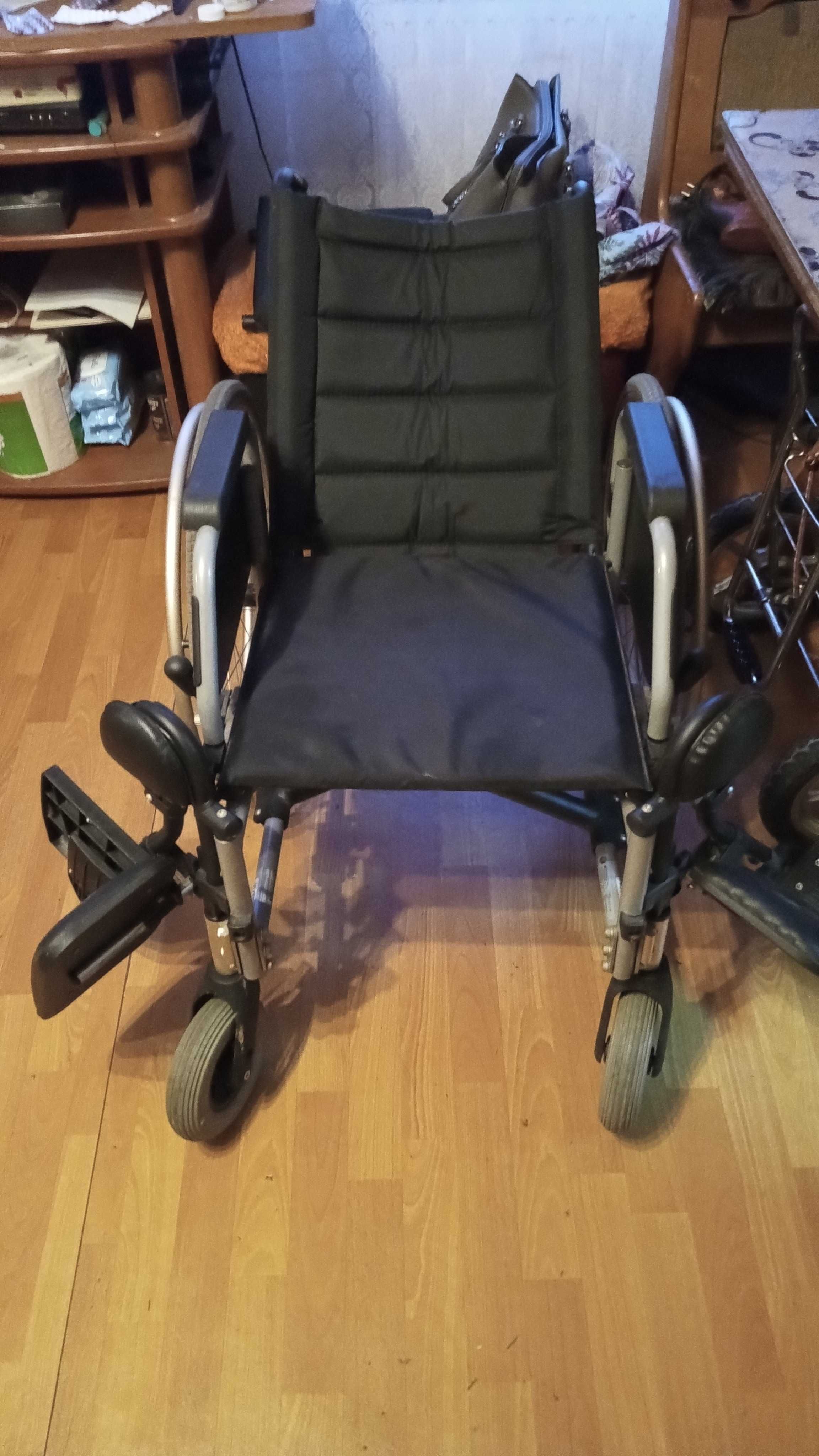 Wózek inwalidzki rehabilitacyjny