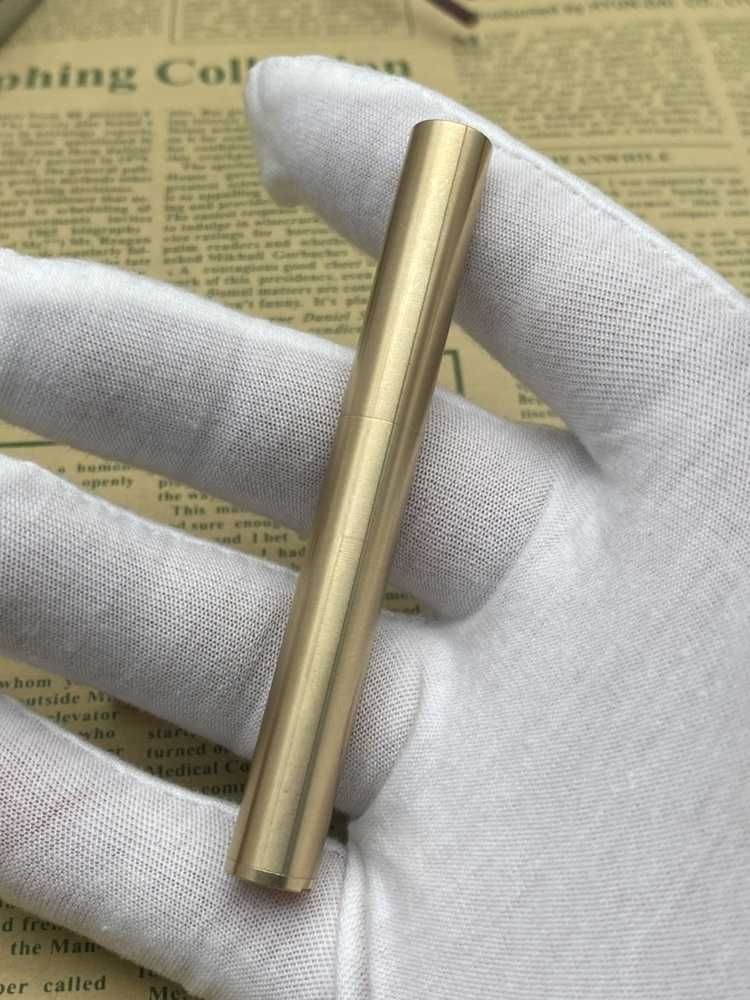 Elegancka Stylowa Zapalniczka Retro Vintage Benzynowa Płomieniowa
