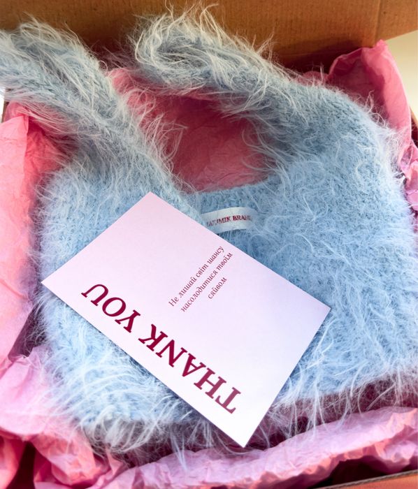 Пухнастий топ ручної роботи