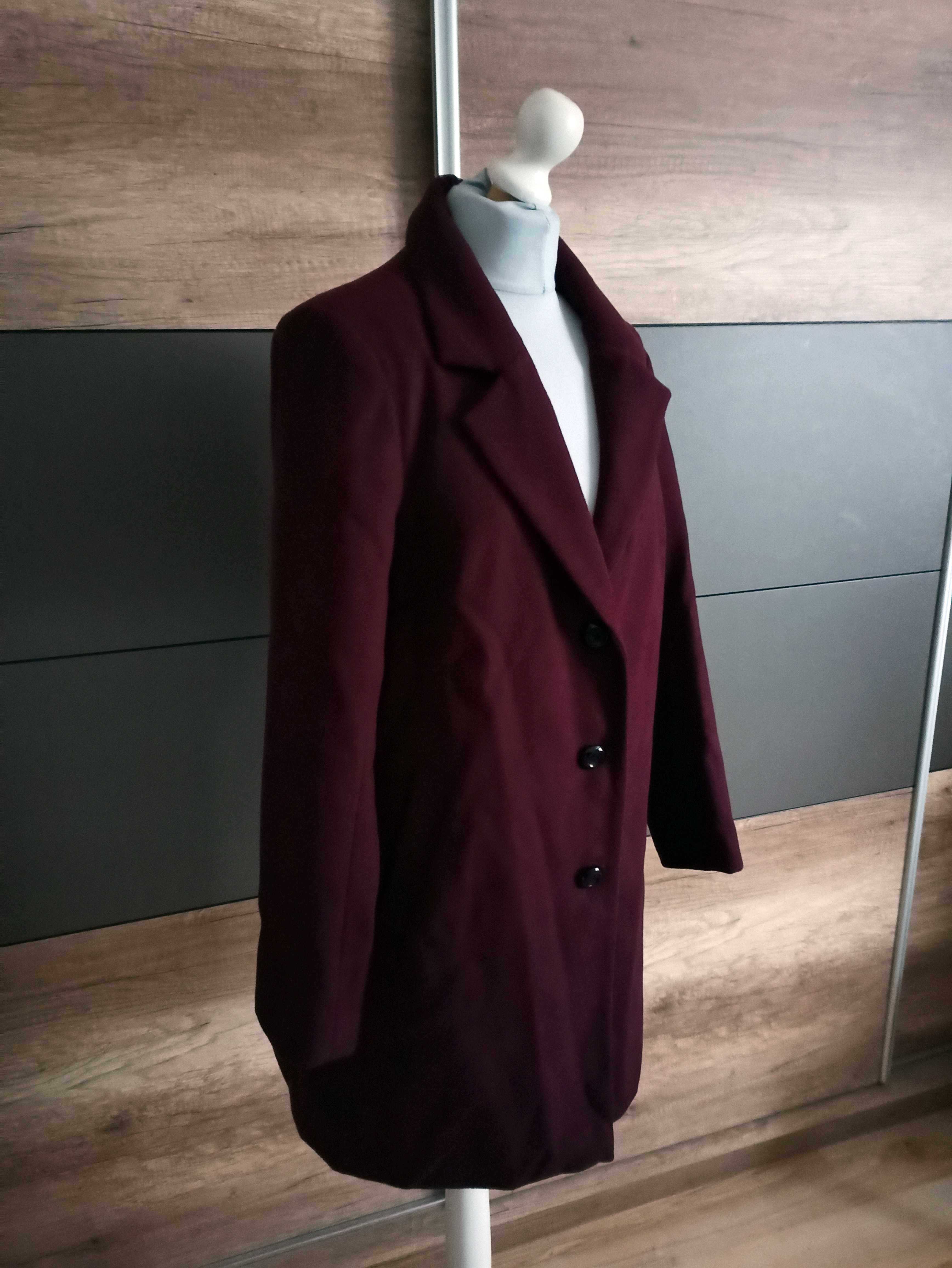 Burgundowy elegancki płaszcz r. 42