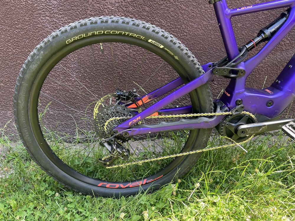 Електровелосипед Specialized Levo 29 ebike (cube scott trek bulls ktm)