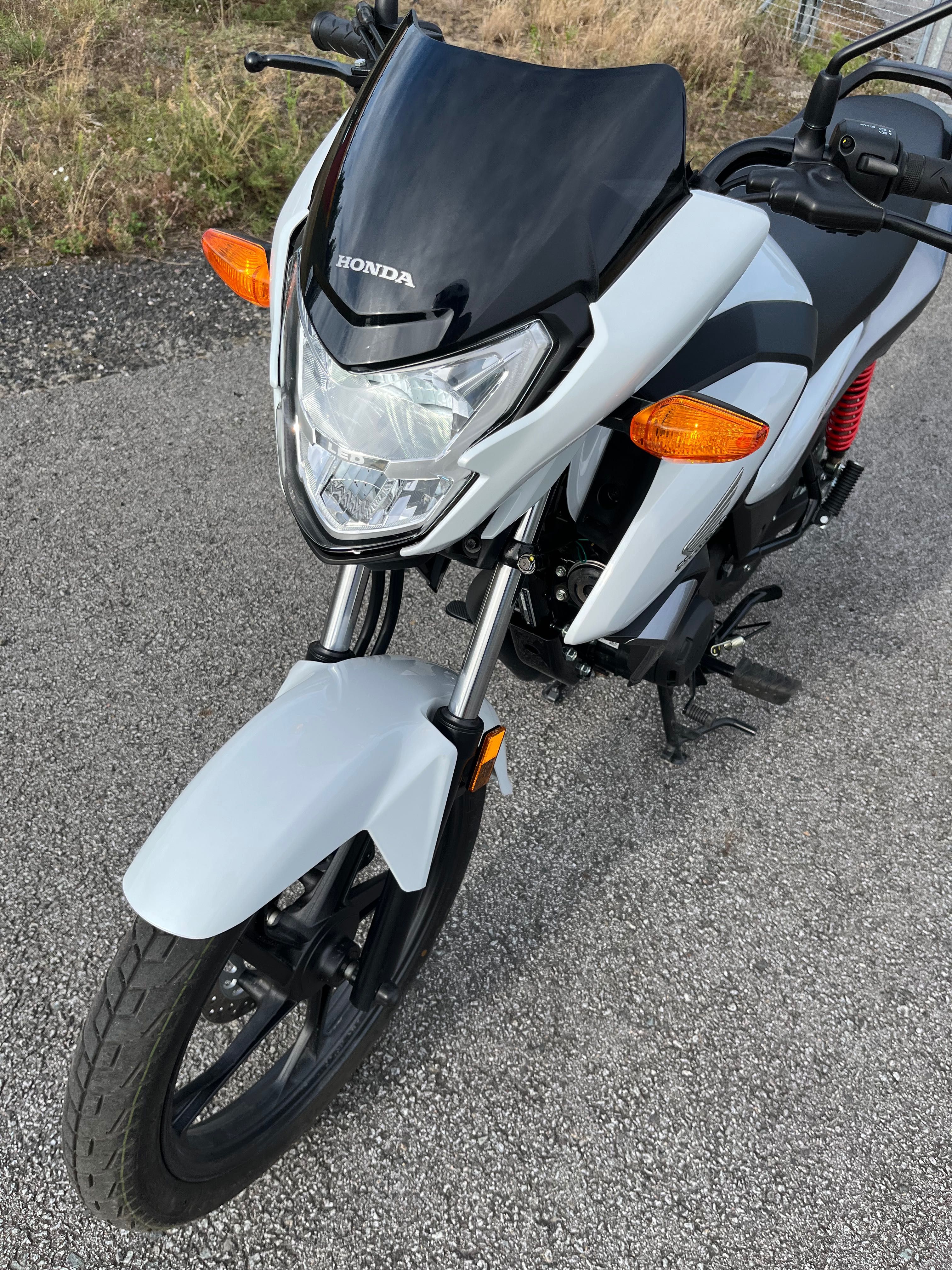 Sprzedam Honda CB125F