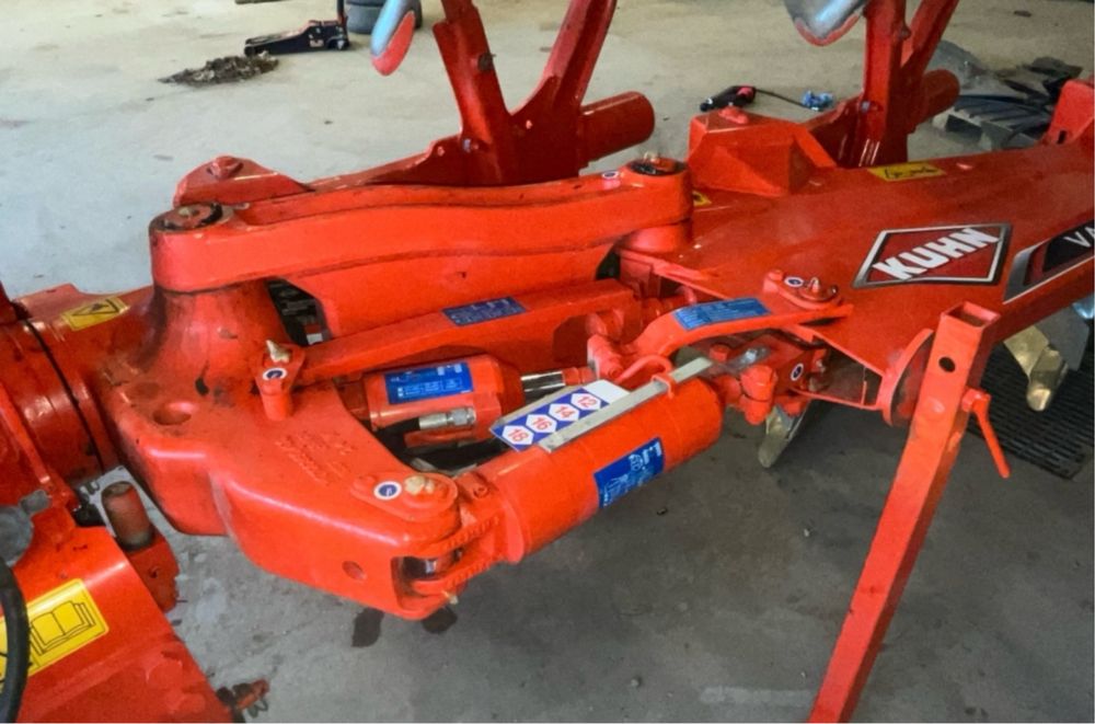 Kuhn Vari-Master 123 Vario 4+1+ 2020r lemken besson stan jak Nowy