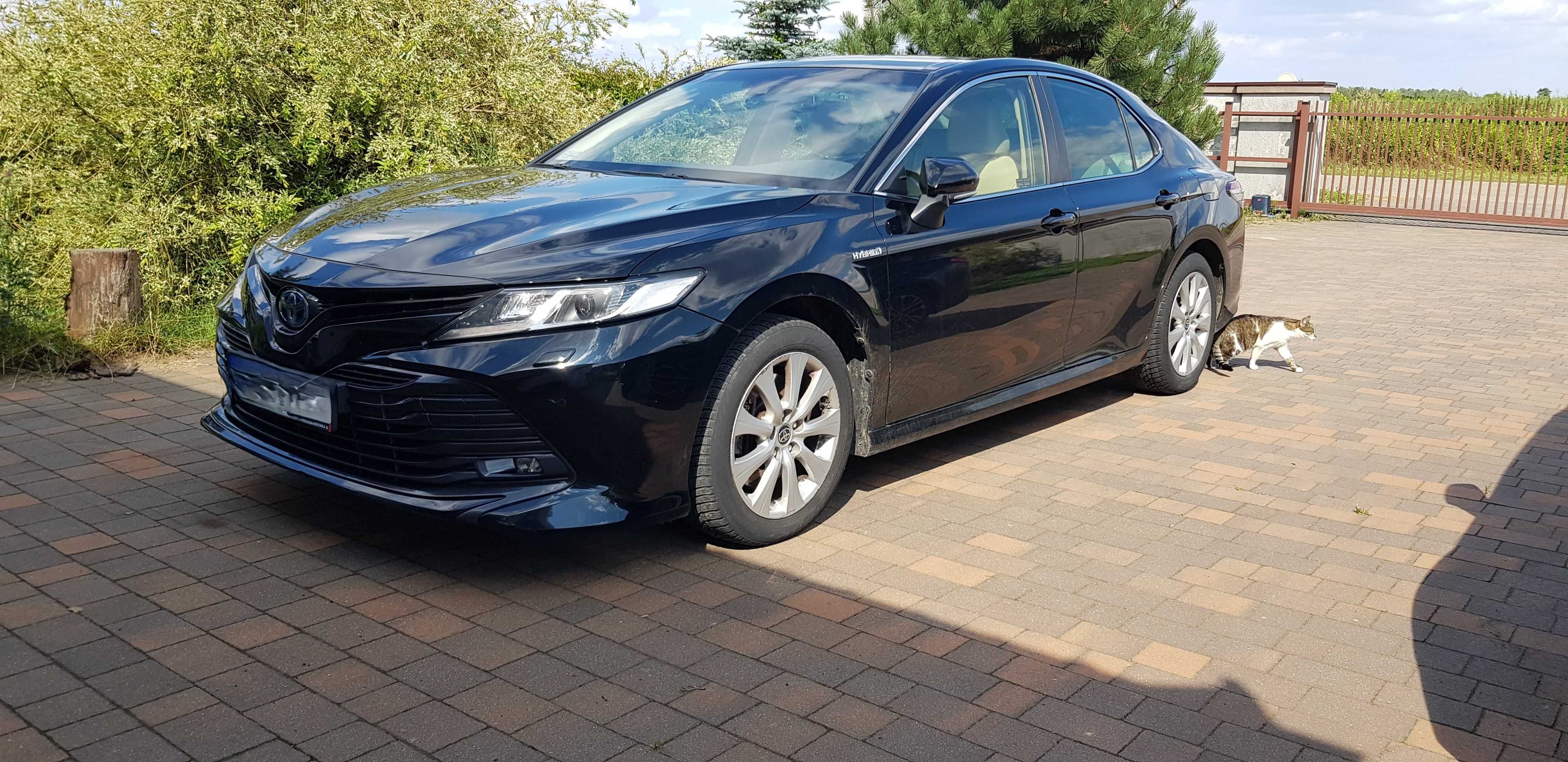 Toyota Camry hybrid 2,5 ,wersja Prestige +pakiet Comfort