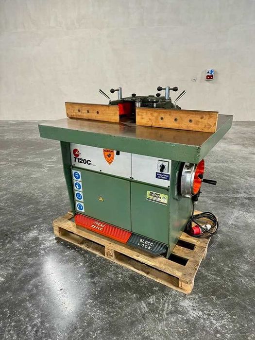 Frezarka dolnowrzecionowa SCM T 120C