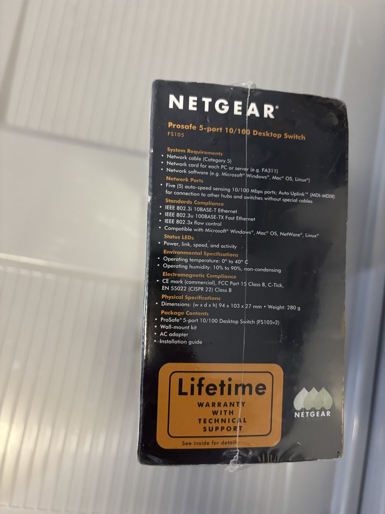 Przełącznik Netgear descop switch FS105 10/100