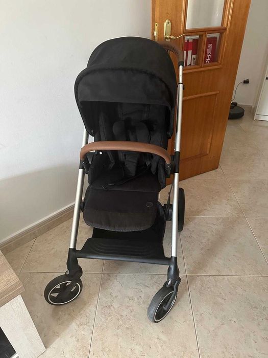 Carrinho de bébe COMO NOVO