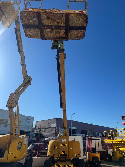 Plataforma articulada Diesel 26mts (usada)