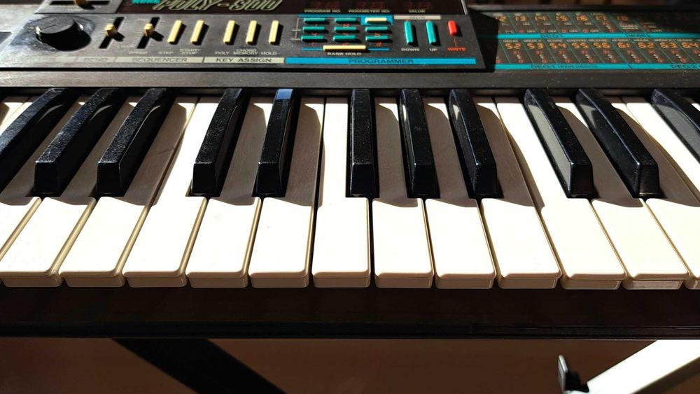 Korg Poly 800 - syntezator/klasyk lat 80