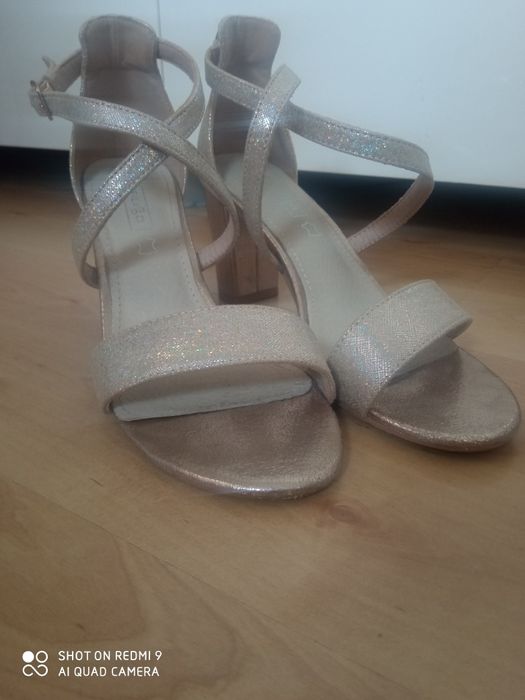 Sandałki rozm. 38
