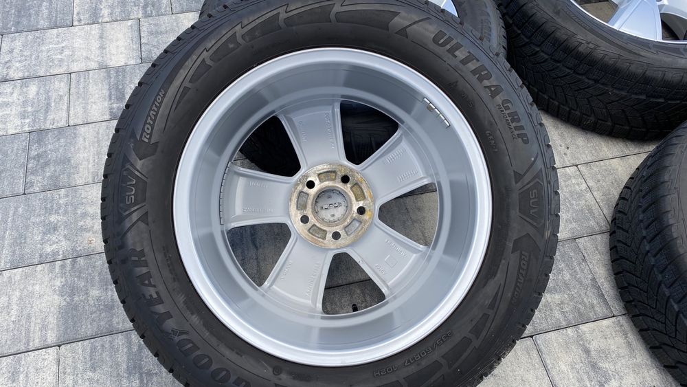 Koła felgi aluminiowe Volvo XC40 5x108 17 cali opony zimowe