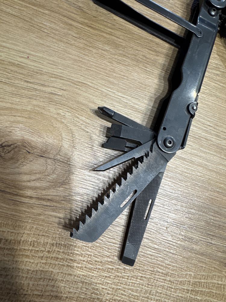 Multitool sog Powerlock