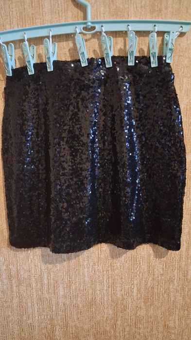 Спідниця жіноча,чорна,люрекс ,CROPP,розмір xs.