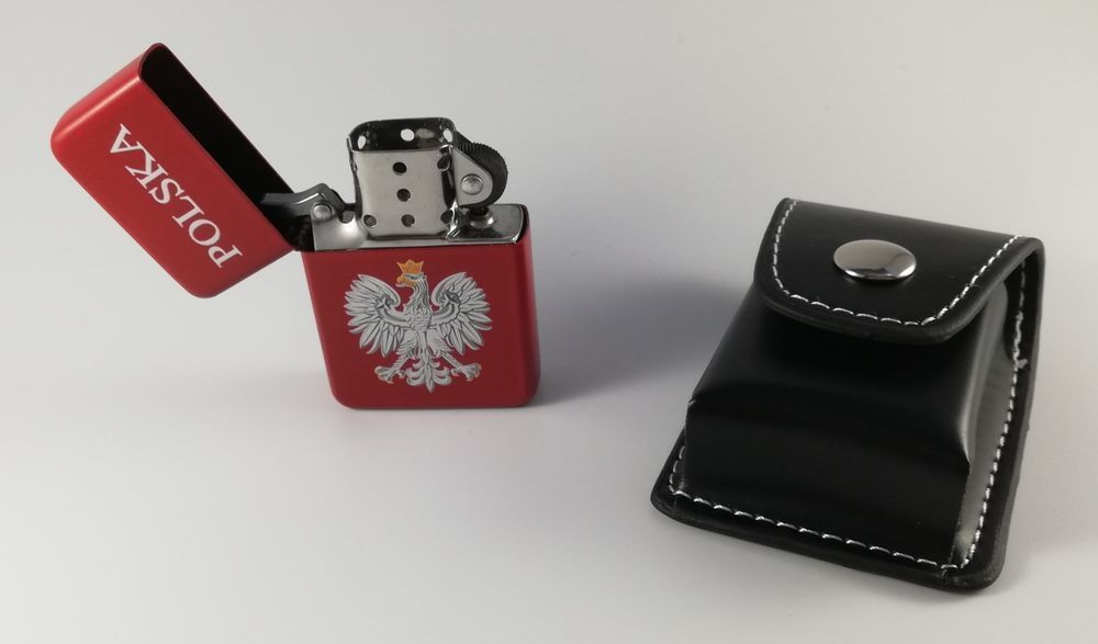 Nowy Zestaw upominkowy zapalniczka Polska Orzełek Godło