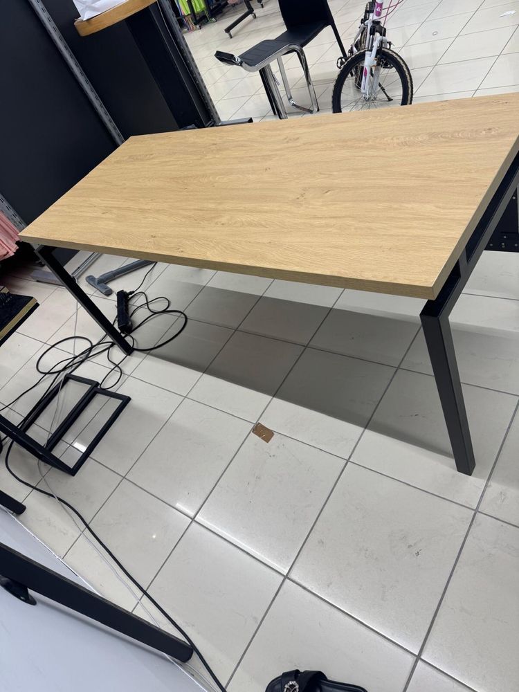 Sprzedam piekne biurko
