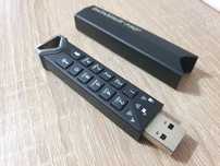 Захищена флешка iStorage datAshur Pro2 USB 3.2 8GB