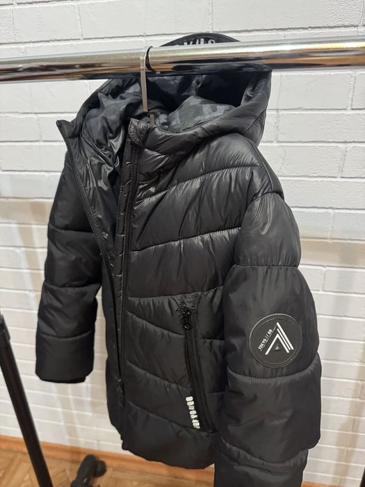 Дуже крута куртка,холодна осінь,тепла зима,140-146см