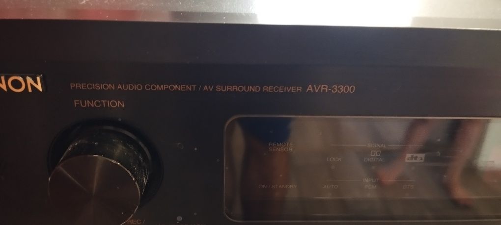 Amplituner Denon AVR-3300