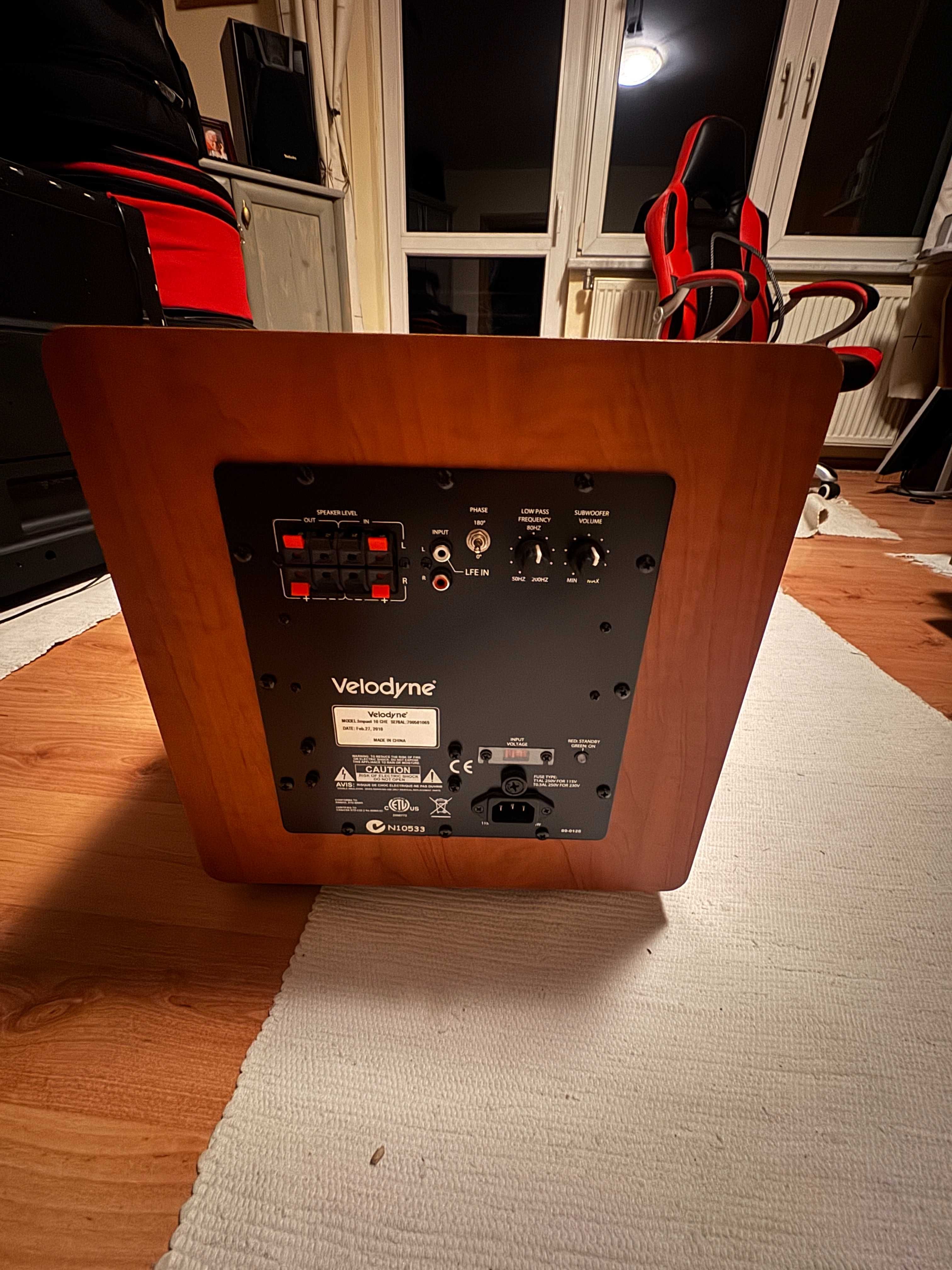 Velodyne Impact 10 - subwoofer aktywny