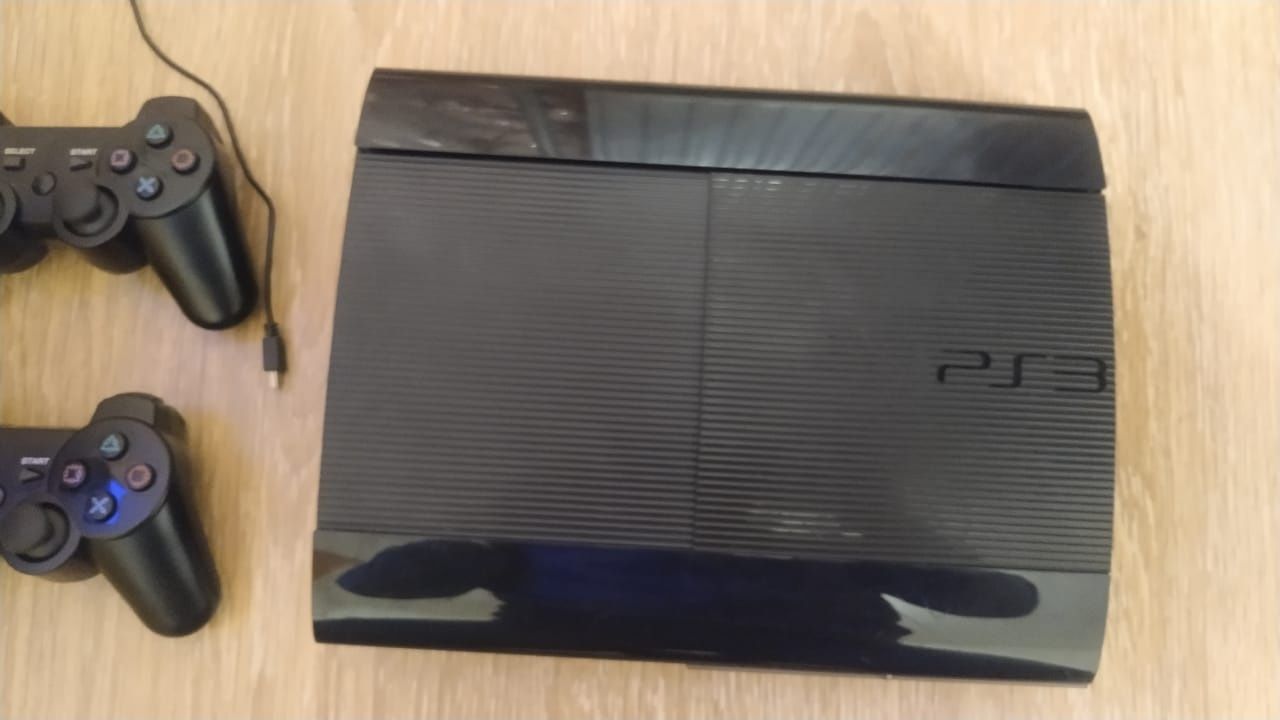 Sony Playstation 3 PS3 Super Slim 500Gb