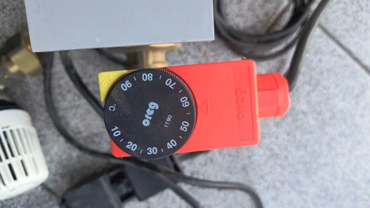 Насос циркуляційний оригінал WILO (сірий) YONOS PARA RS 25/6-RKA