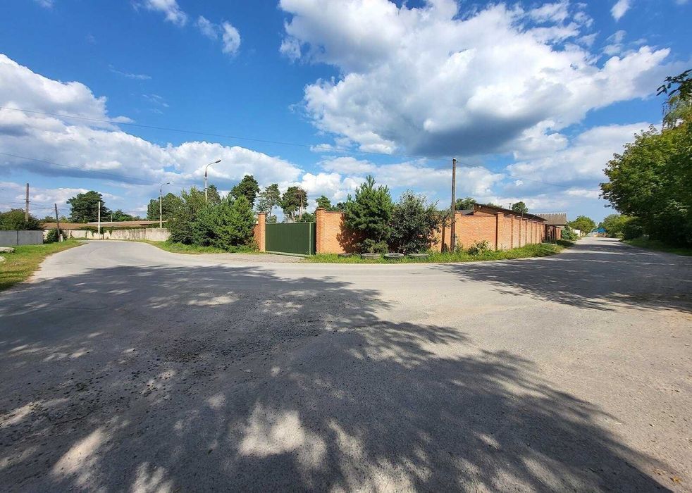 Продаж комерційного приміщення на вул. Будівельна