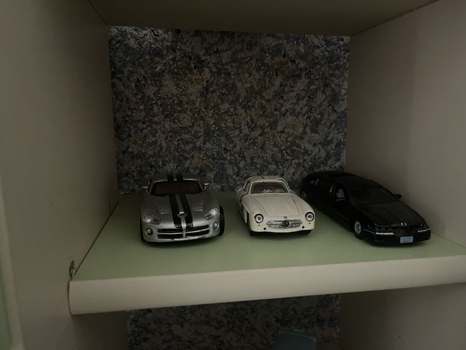 Машинки металічні