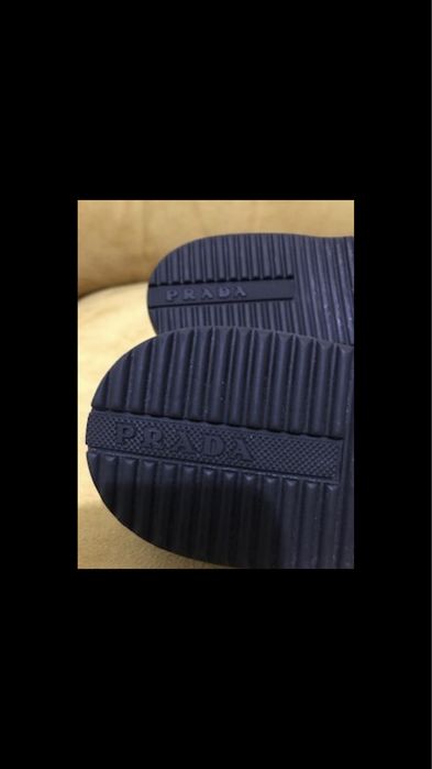 Obnizka -Prada buciki damskie skora