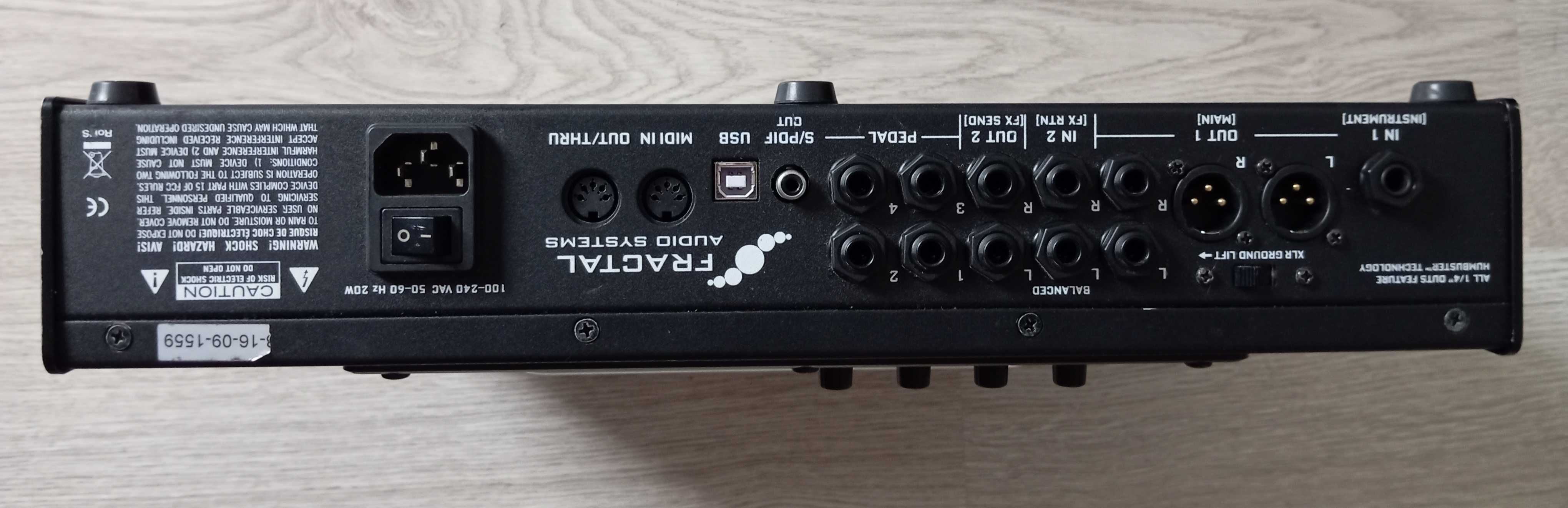 Fractal AX8 em excelente estado