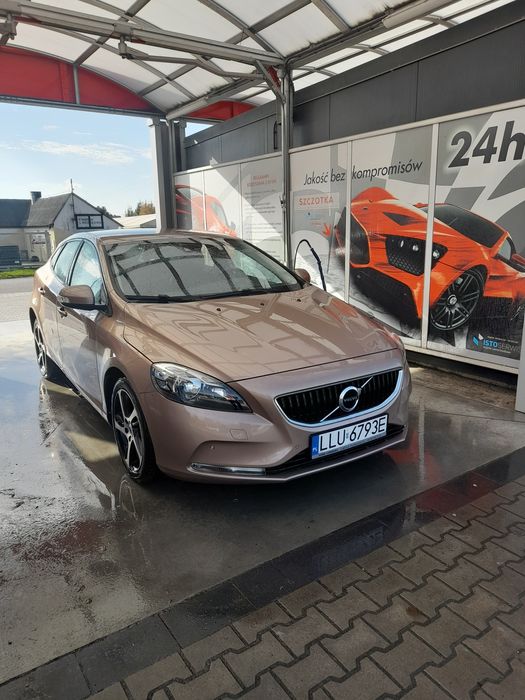 Sprzedam volvo v40 wymieniony rozrząd olej filtry opony 23r!